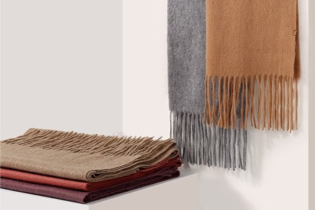 Complete cashmere scarf and shawl product range